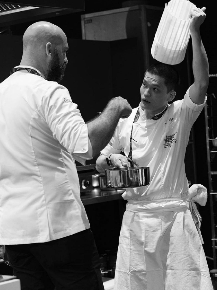 compliments-to-the-chef-ian-bnw